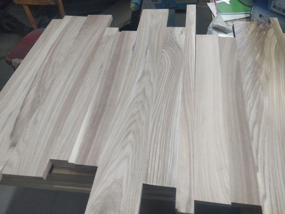 Кришки для табуреток заготовки з дерева