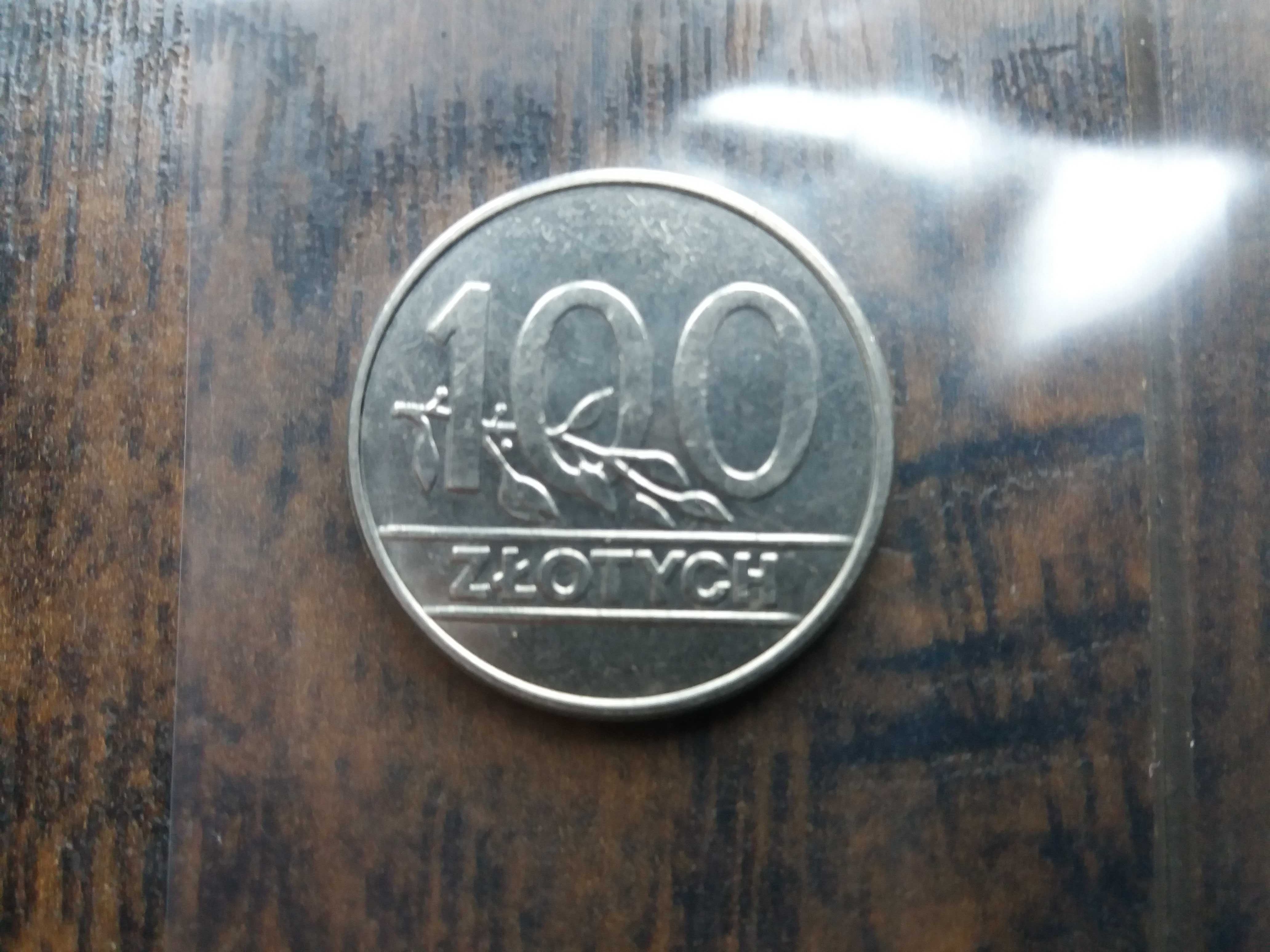 Moneta 100 zł.z Koroną 1990 r Piękna-menniczy stan.