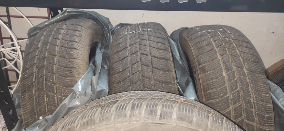 185/60R15 Barum Polaris 3