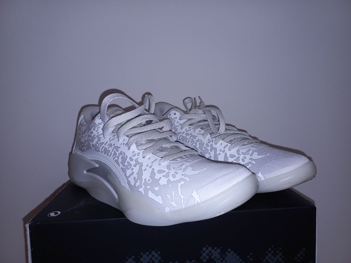 Buty Jordan Zion 3