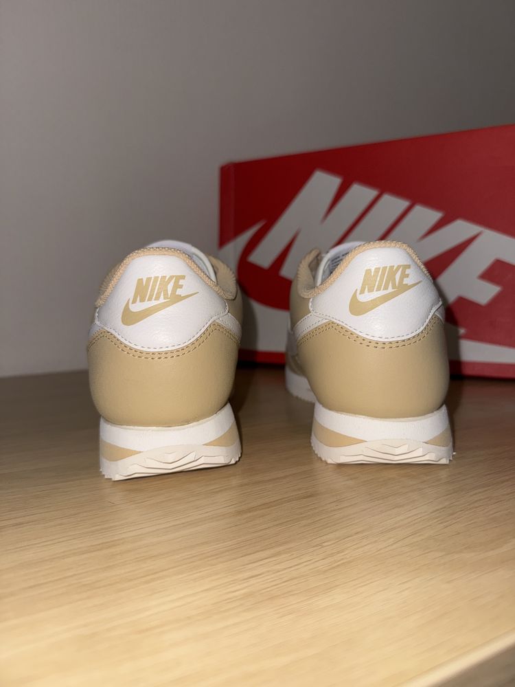 Оригінал 100% Шкіряні Nike Cortez / EUR39