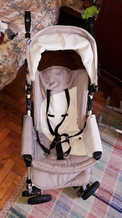 Trio Chicco Carrinho de bébe, alcofa e ovo