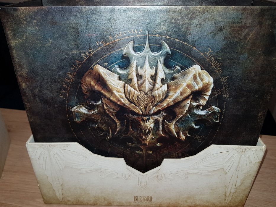 diablo 3 - edycja kolekcjonerska z podpisem współtwórcy, bez klucza