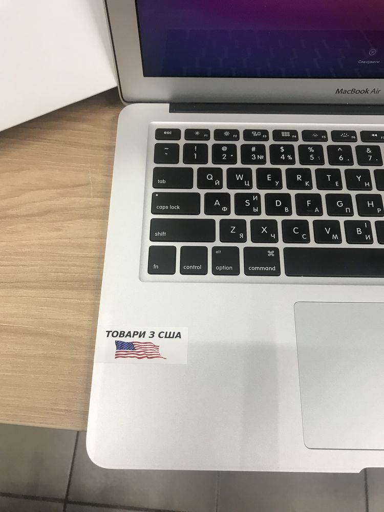 Apple MacBook Air. Intel i5  2015 рік випуску