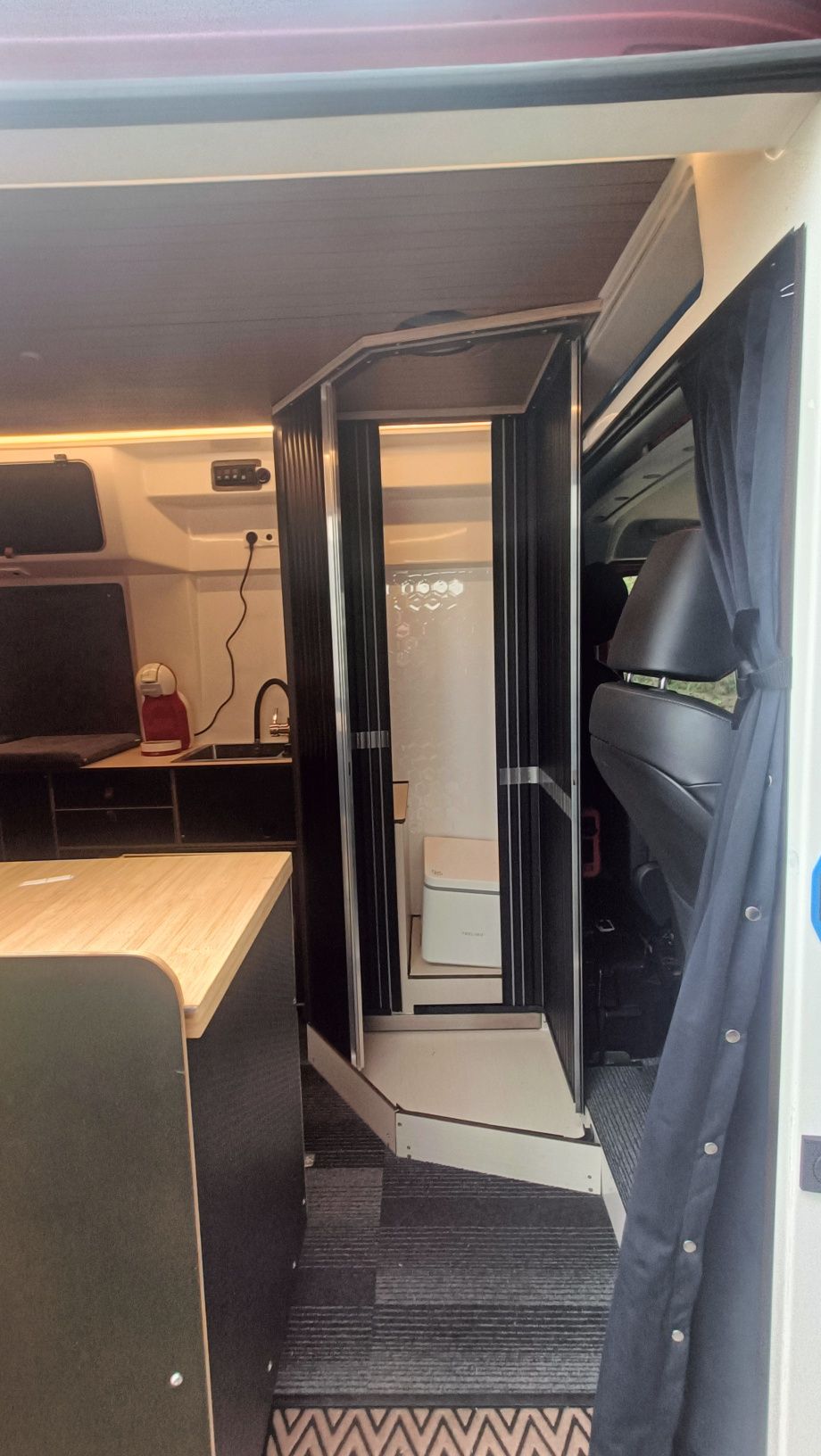kamper campervan wynajem pomorskie Trójmiasto mały jak California