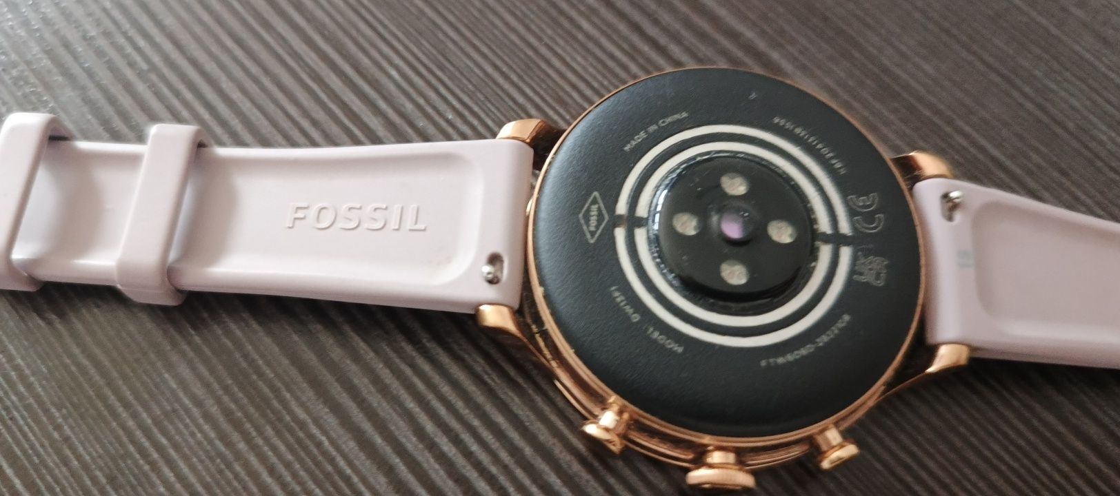 fossil  6 smartwatch