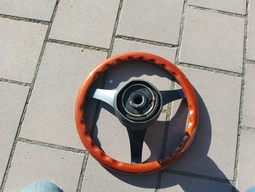 Kierownica drewniana Golf / Polo / Passat / Corrado / GTI G40 G60 VR6