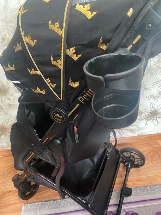 Коляска Danke Prime з коронами