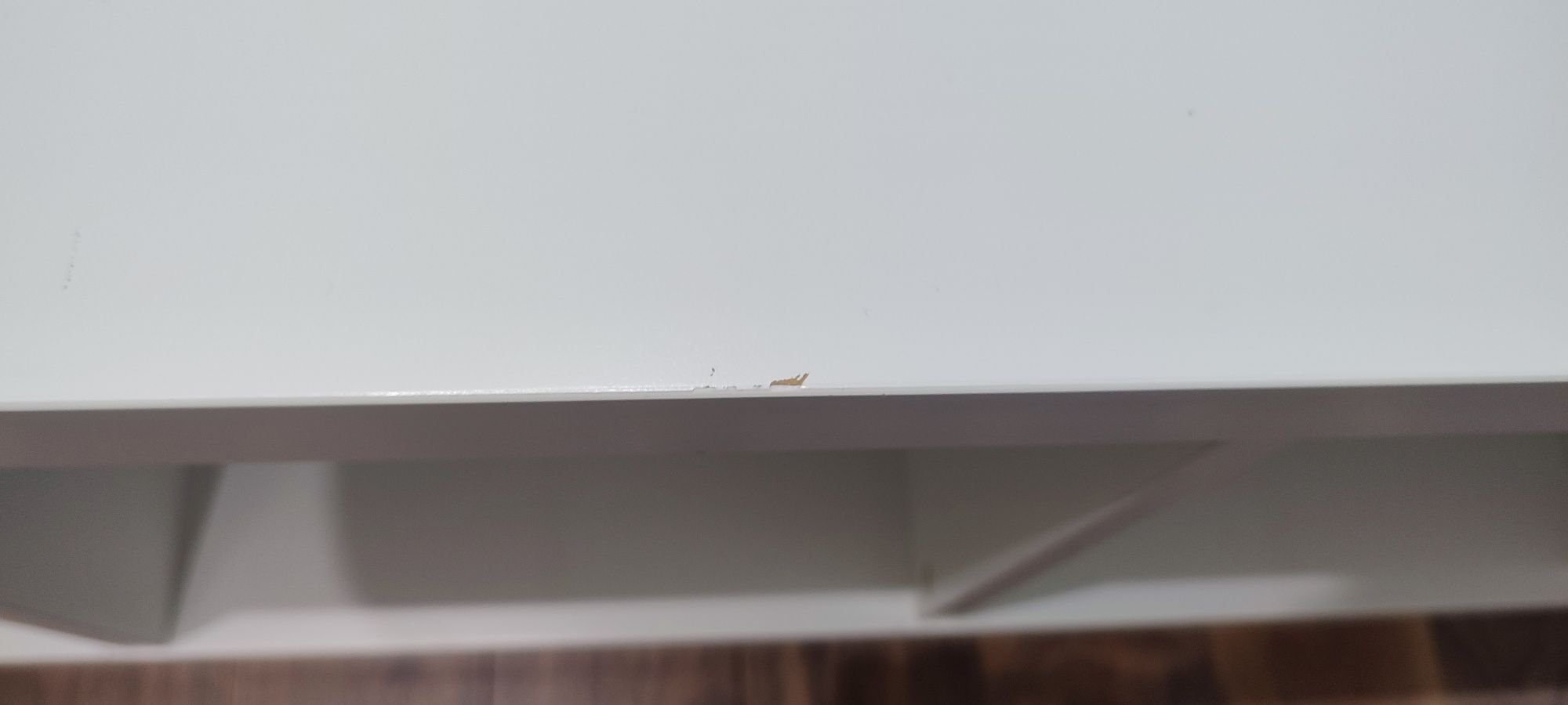 Estante IKEA Kallax com 4 caixas