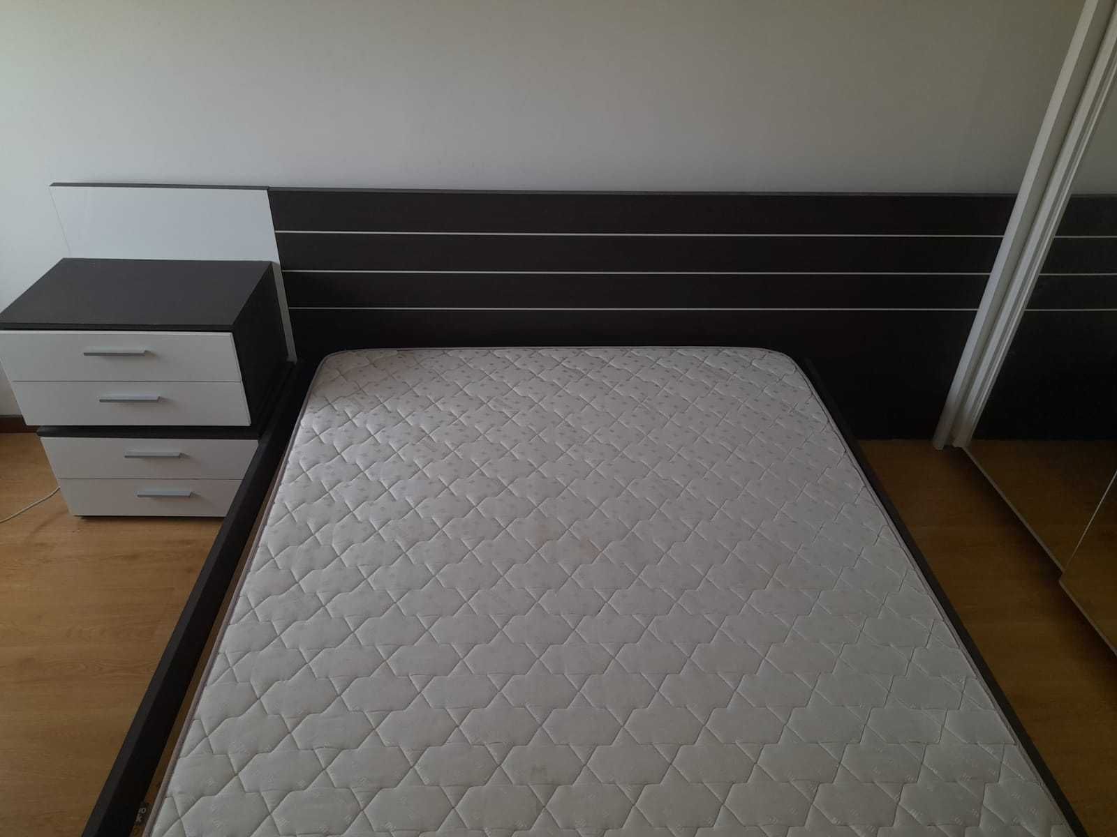Quarto de Casal seminovo com colchão - BAIXA DE PREÇO