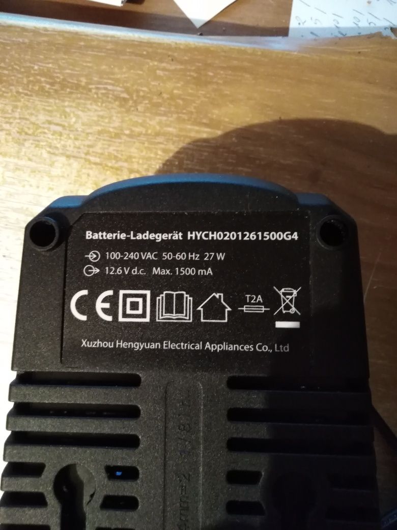 Ładowarka do baterii 12.6 V Nowa