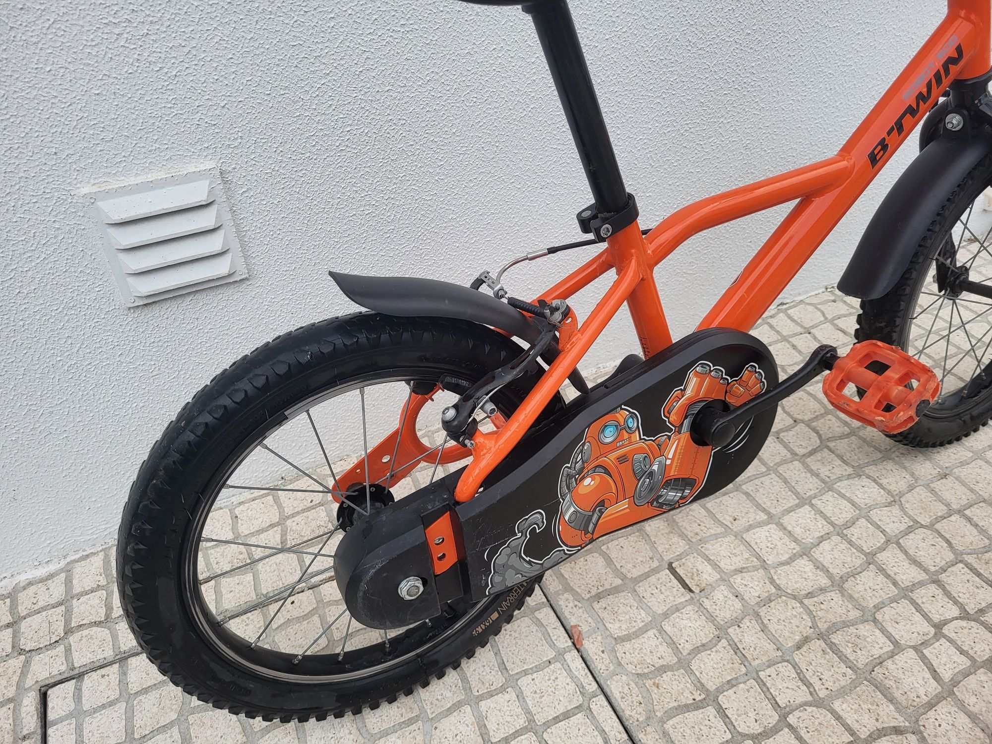 Bicicleta b-twin/ decathlon robot 500 roda 16