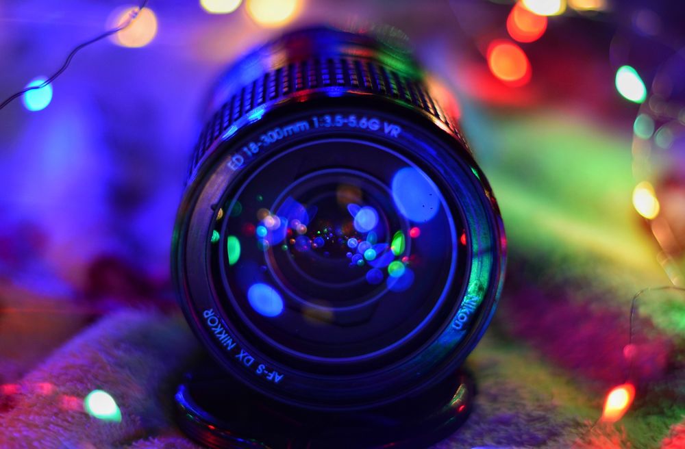 Об'єктивчик Nikon 18-300mm 3.5-5.6f