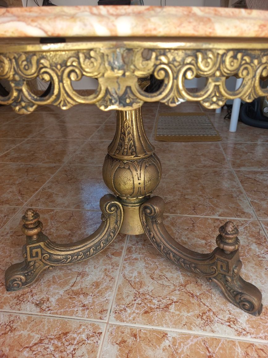 Mesa de apoio em bronze e mármore