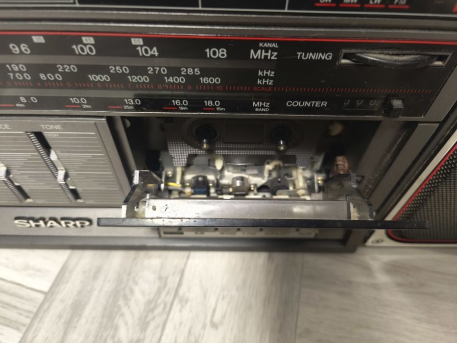Магнитола Sharp gf-7700
