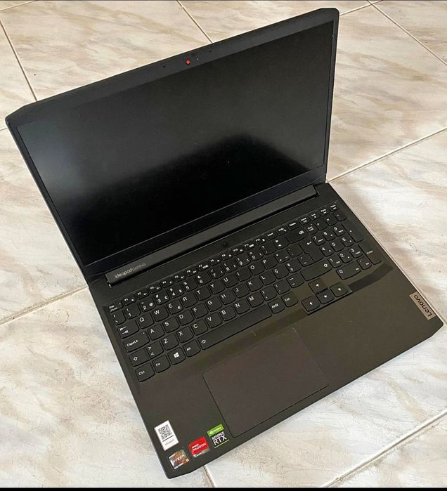 Portátil gaming Lenovo