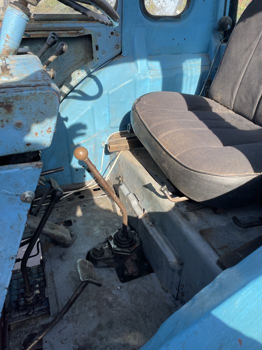 Трактор  МТЗ  80