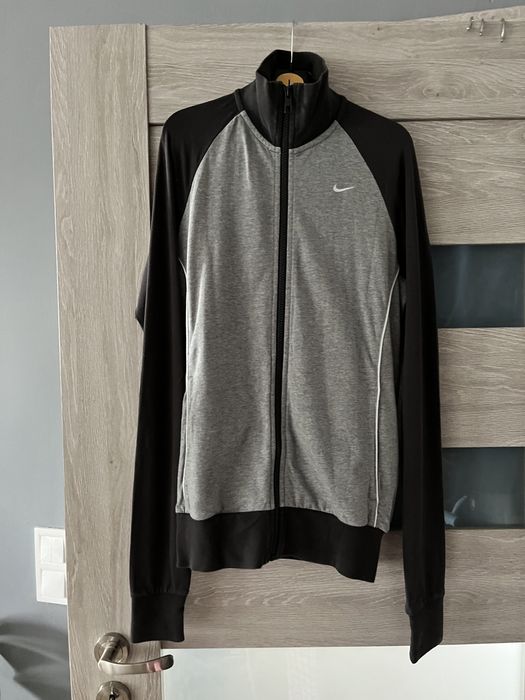 Dres Nike r.M szary