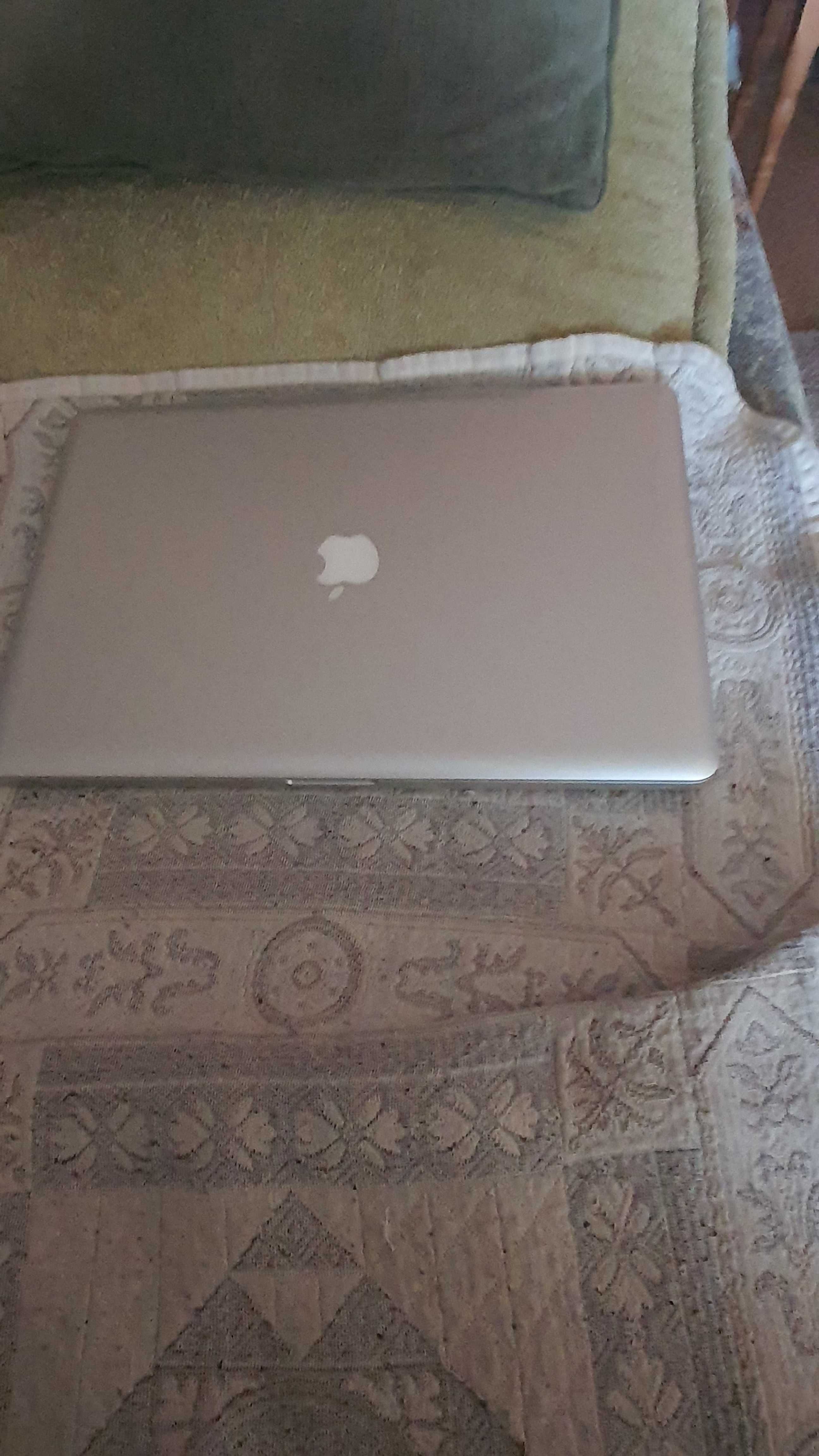 MacBookPro 6.1 в рабочем состоянии недорого.