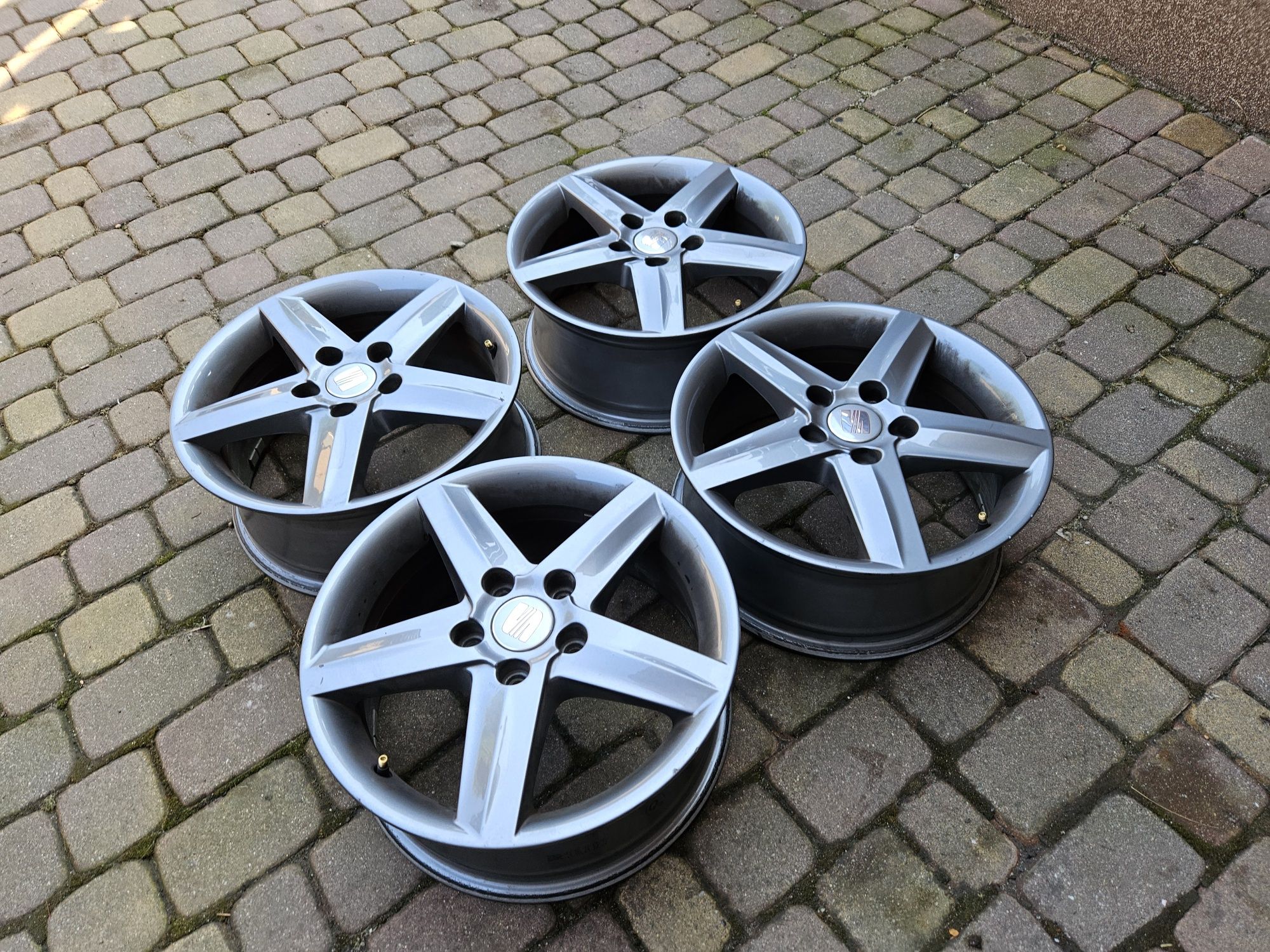 Oryginalne Felgi Aluminiowe 16" Seat Leon Vw Golf 6 7 5x112 ET50