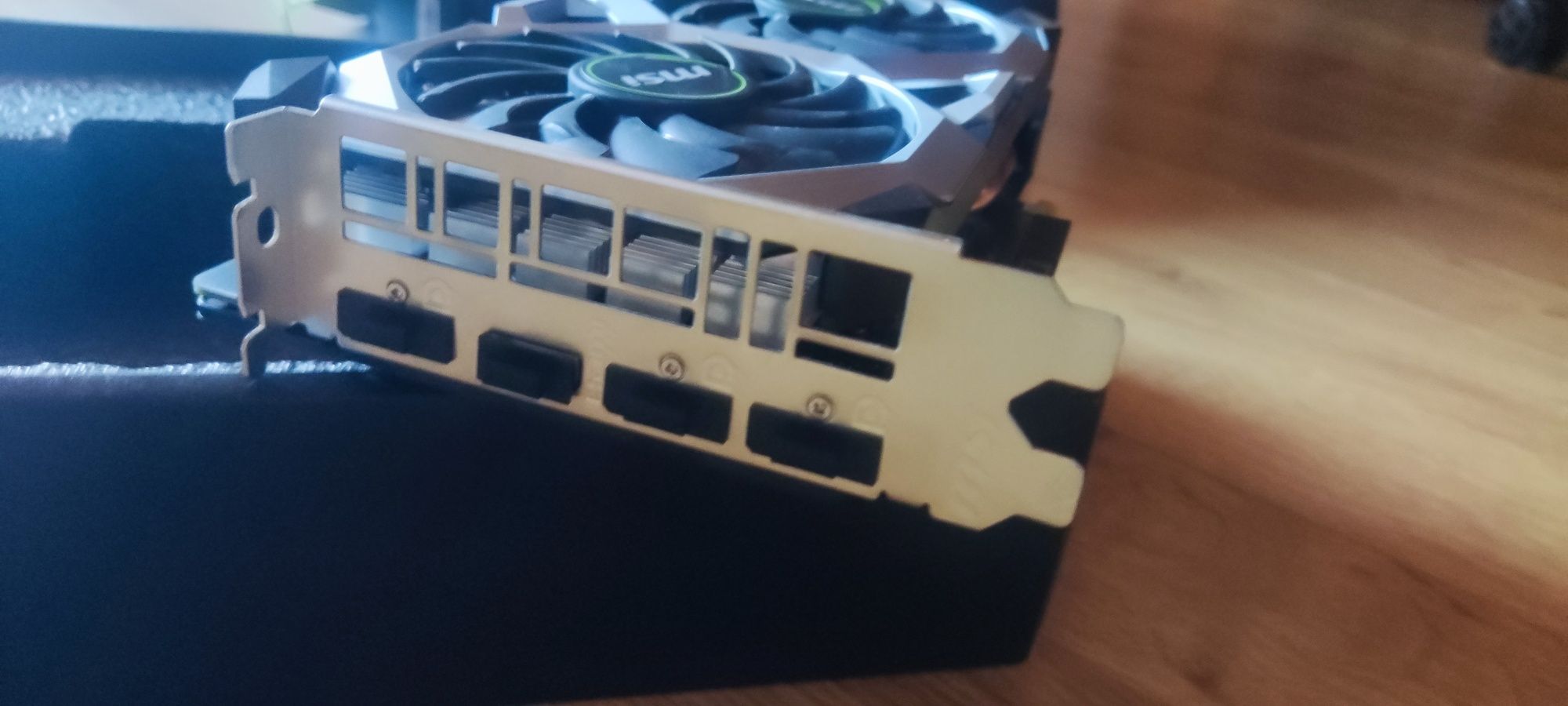 Placa MSI GeForce GTX 1660 super Ventus XS 6GB