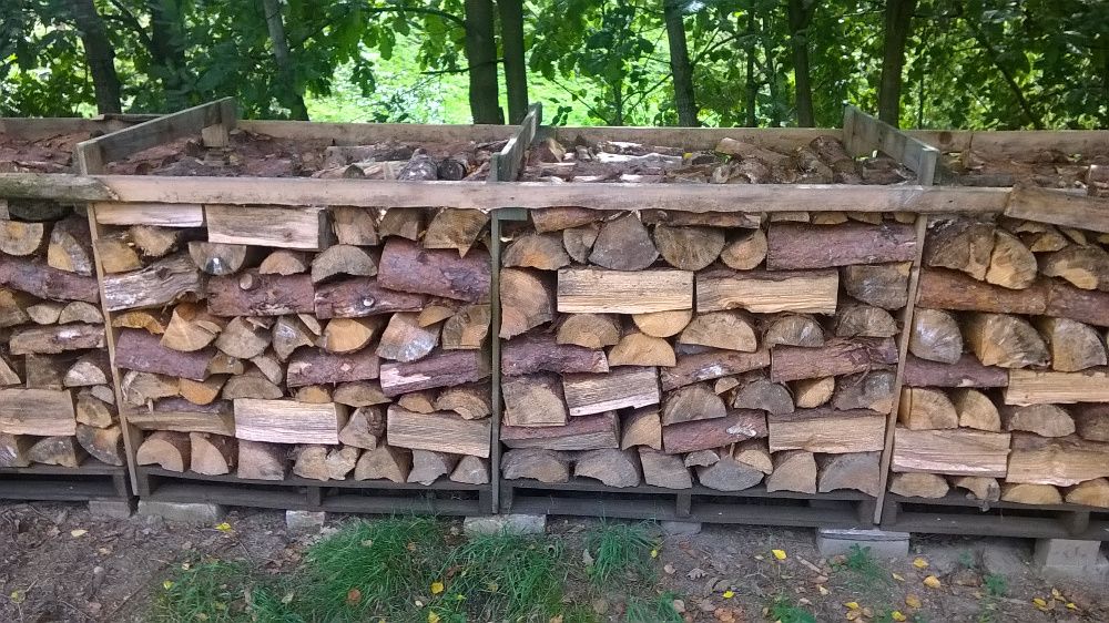Sprzedam drewno sosnowe sosna