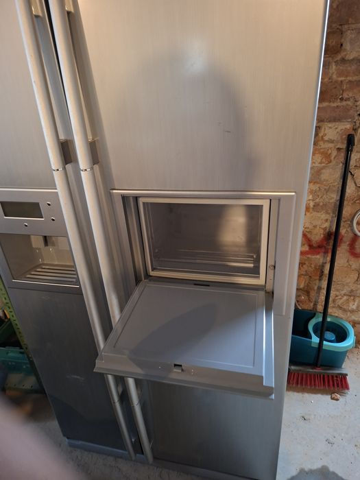 Duża lodówka zamrazarka