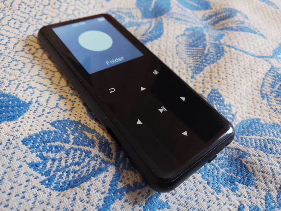 MP3 плеєр OnTrack Q06 - 32GB, Bluetooth 5.0, майже новий.