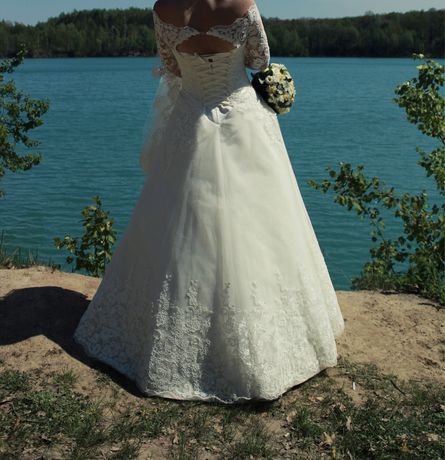 Весільна сукня. Терміново!