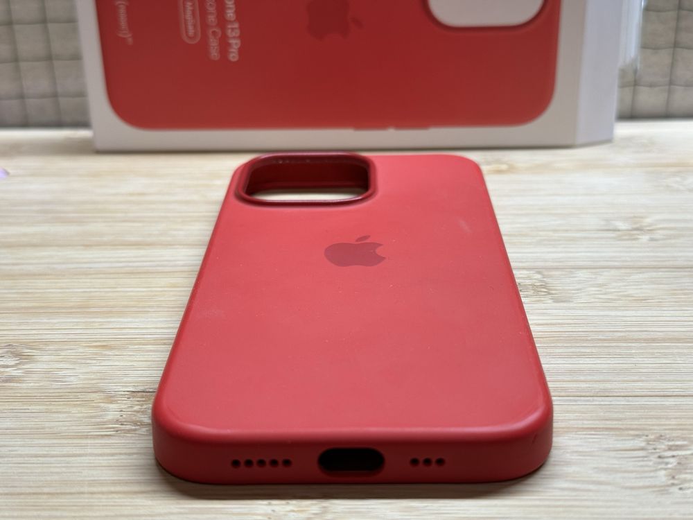 Apple Silicone Case iPhone 13 Pro