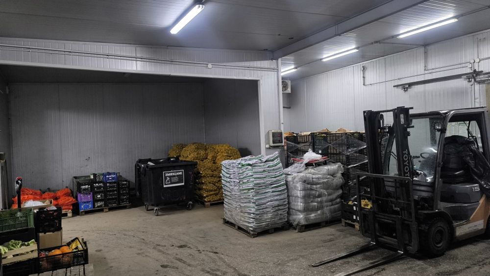 Sprzedam magazyn 350m2