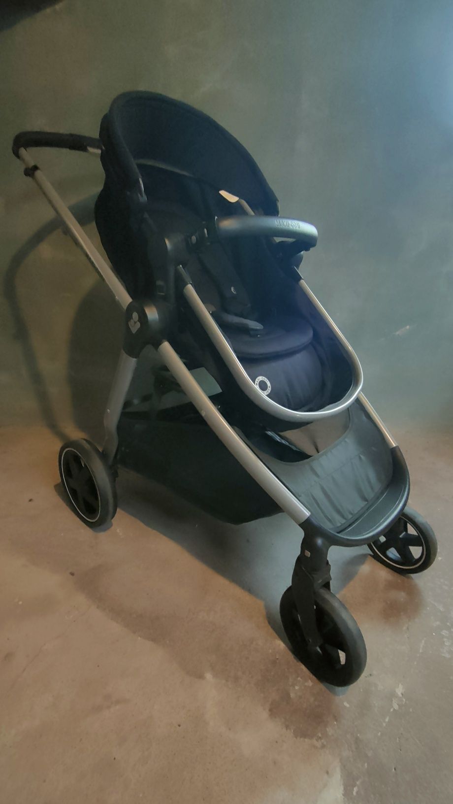 Carro bebé Maxi Cosi + Ovo
