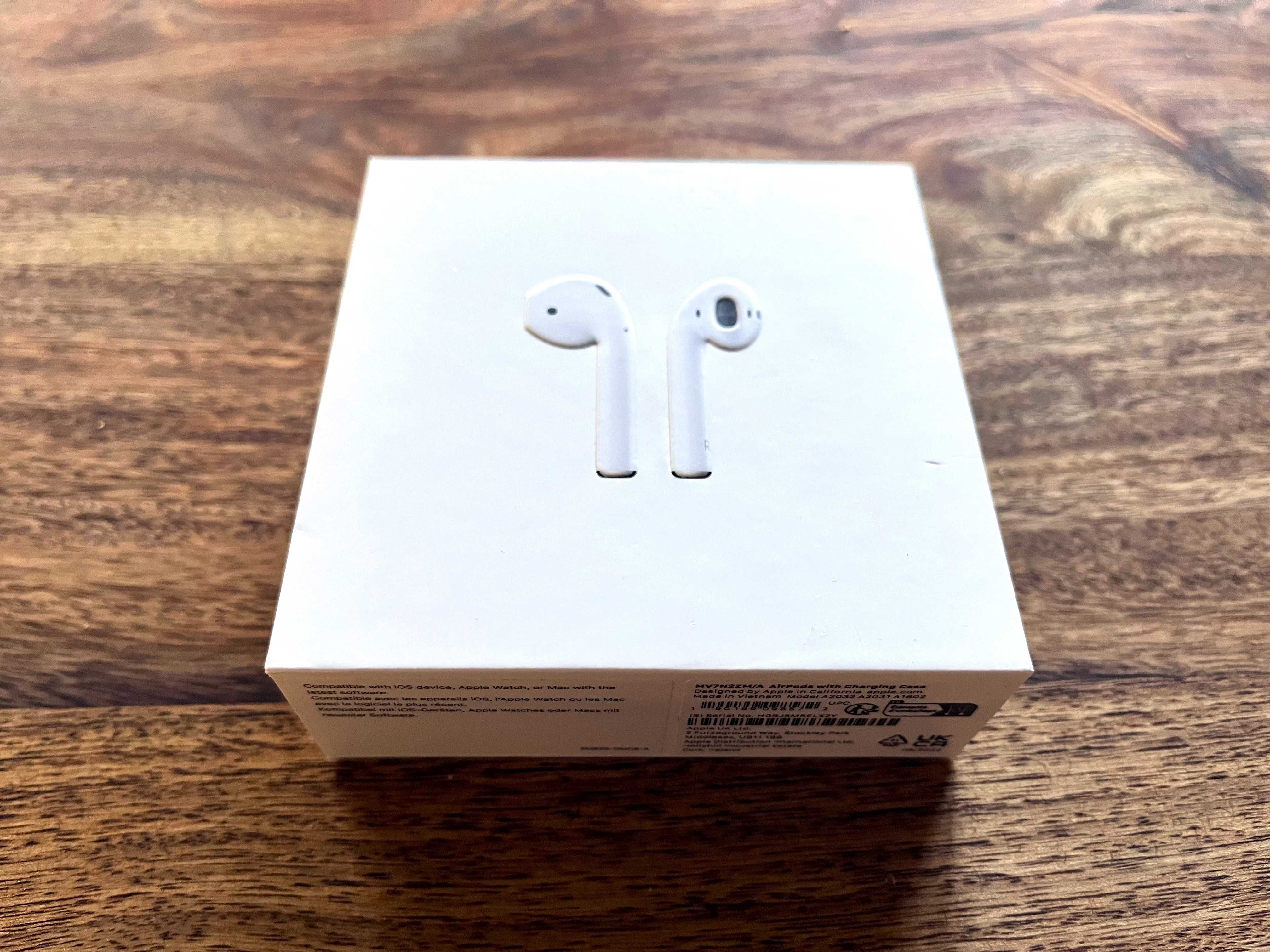 Słuchawki AirPods 2 gen.  praktycznie nieużywane.