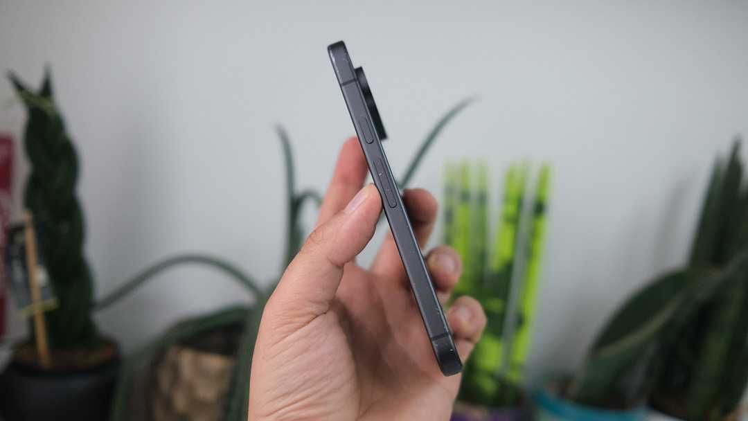 Google Pixel 9 12/128GB Obsidian Neverlock