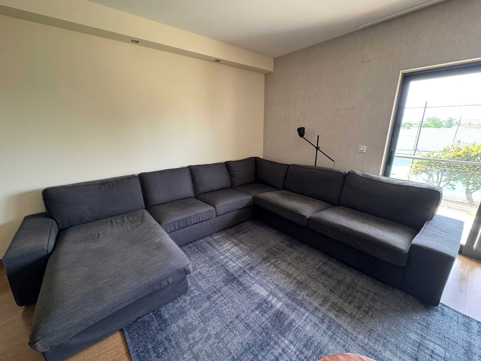Sofá de canto com chaise longue