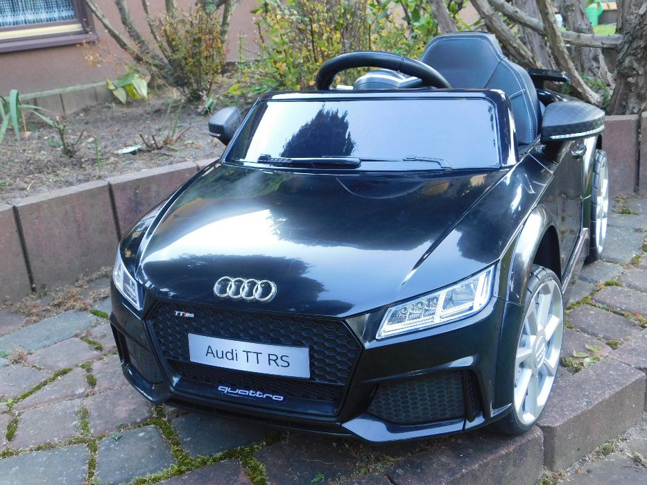 Samochód elektryczny AUDI TT RS Gumowe koła Pilot na akumulator