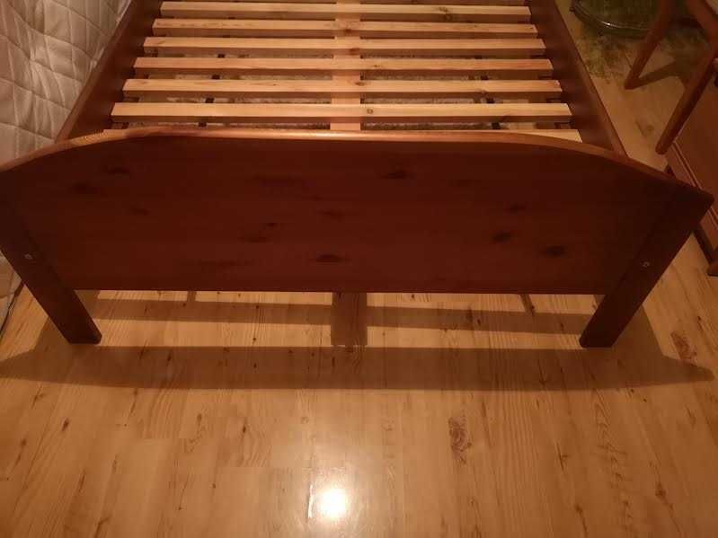 Łóżko drewniane 130/205 z materacem