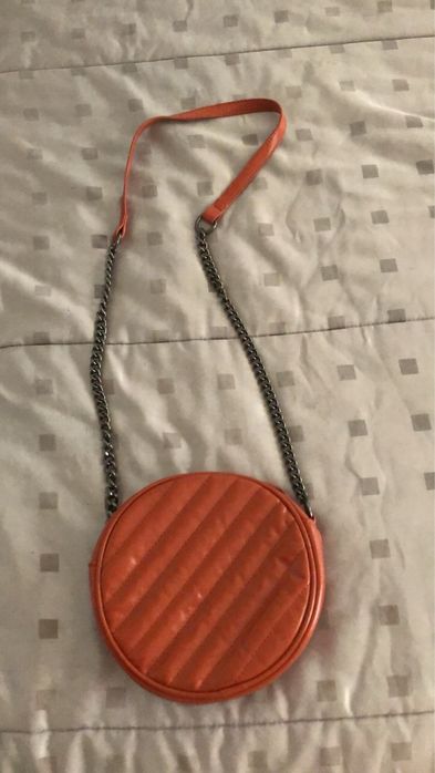 Bolsa nova cor alaranjada
