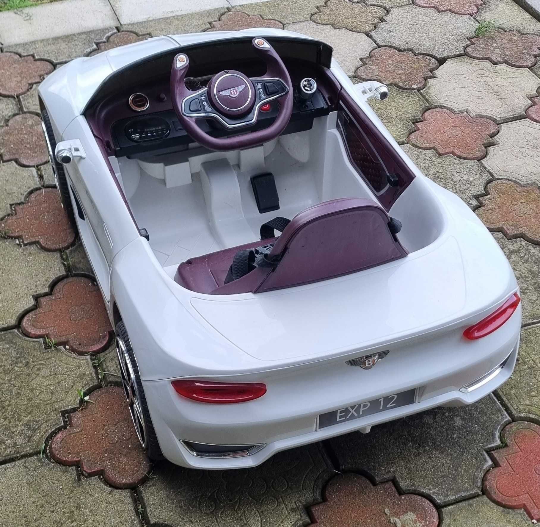 Bentley EXP12. Autko na akumulator