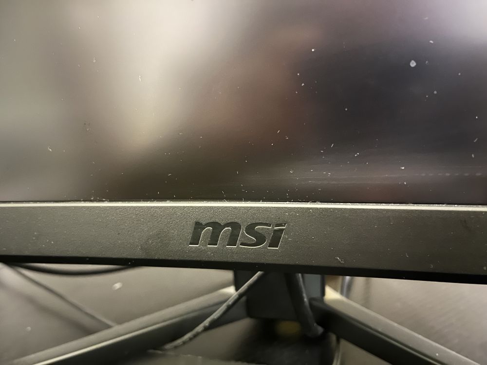 Monitor MSI G27C4 165Hz uszkodzona matryca