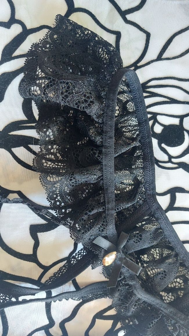 Stringi damskie rozm S/M