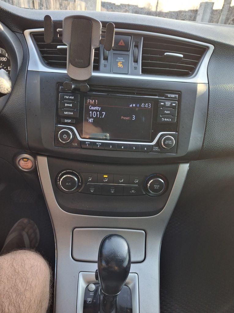 Nissan Sentra 2015