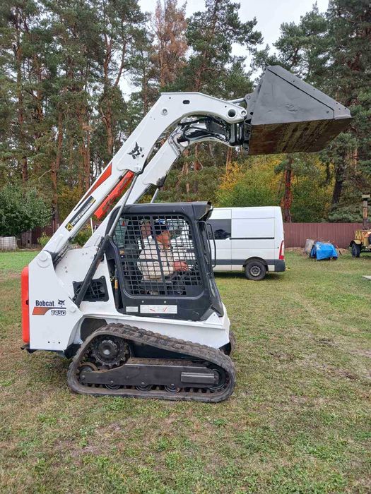 Продам навантажувач BOBCAT T450