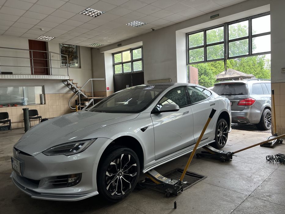 Диски Нові TESLA Model S R19/5/120 в Наявності .