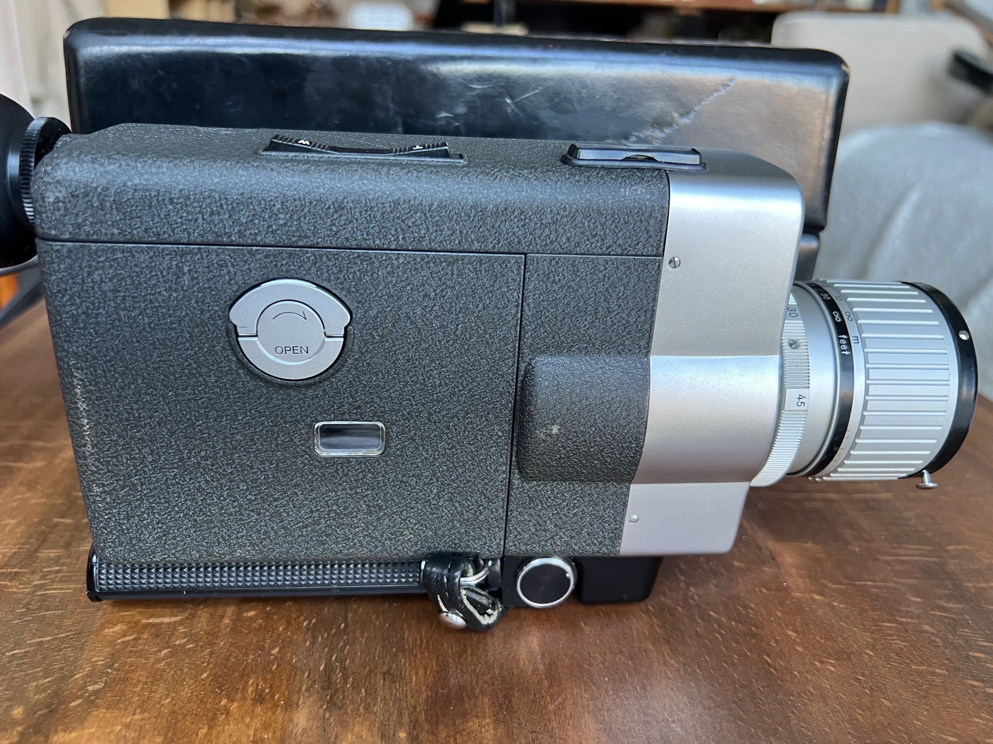 NIKON SUPER ZOOM-8