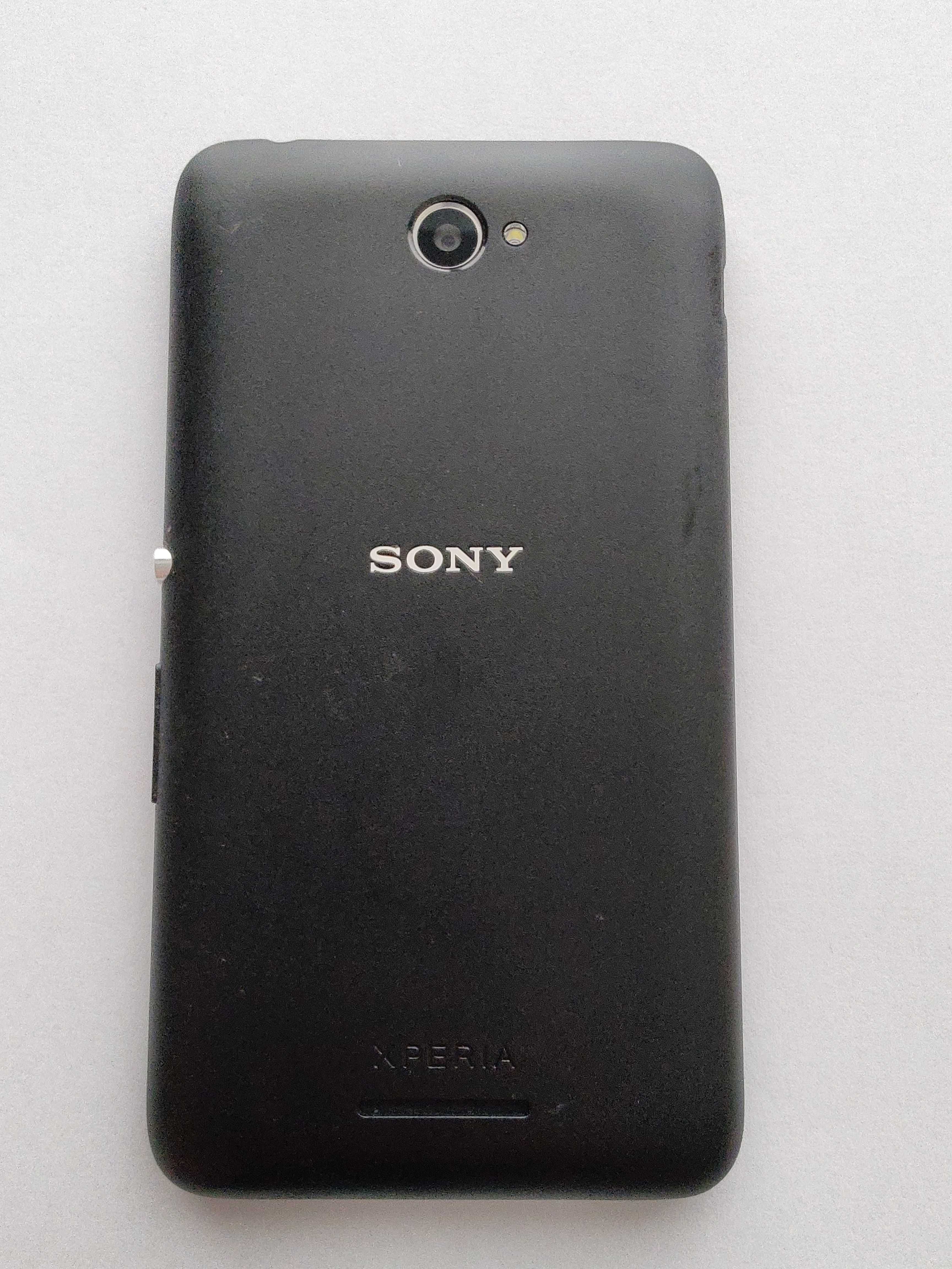 SONY E4 E2105  1 GB / 8 GB czarny