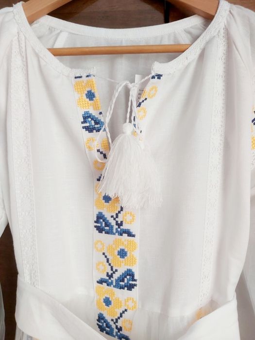 Сукня вишиванка довга з довгим рукавом р. с