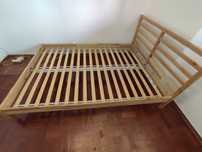 Cama de Casal Ikea