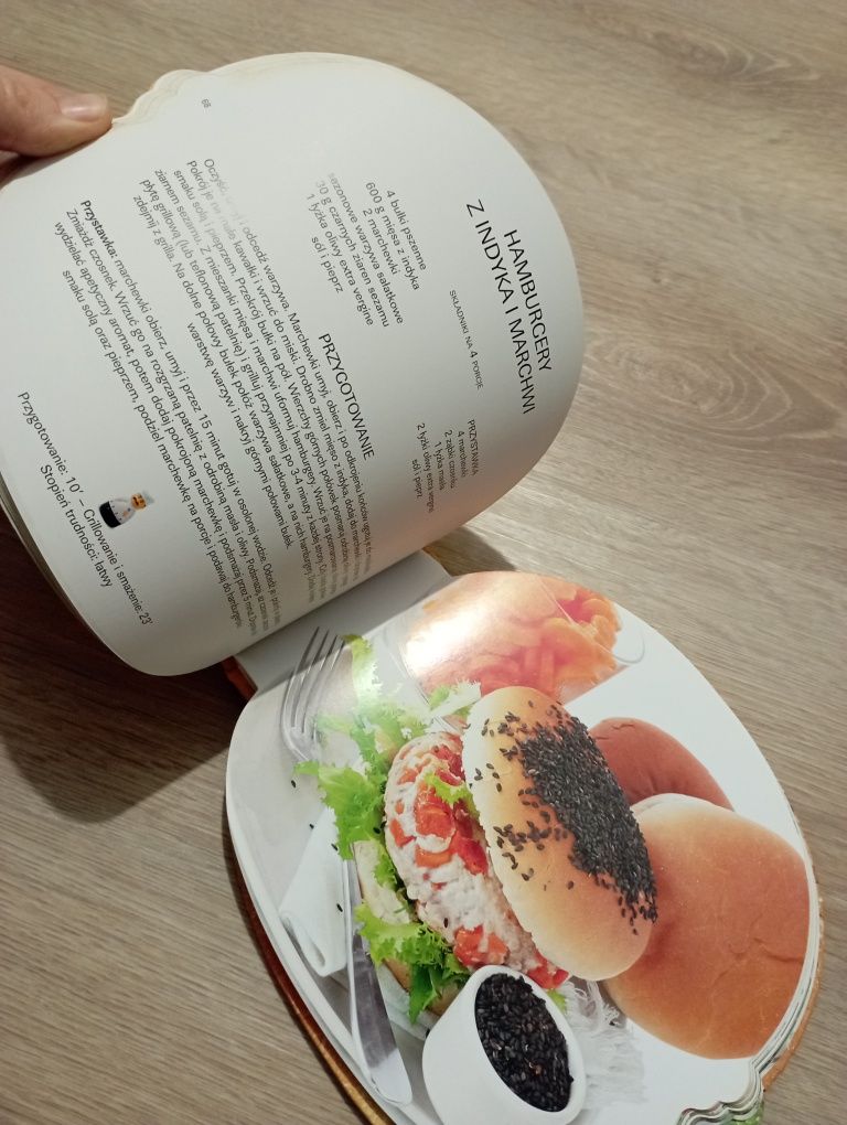 Książka z przepisami Hamburgery