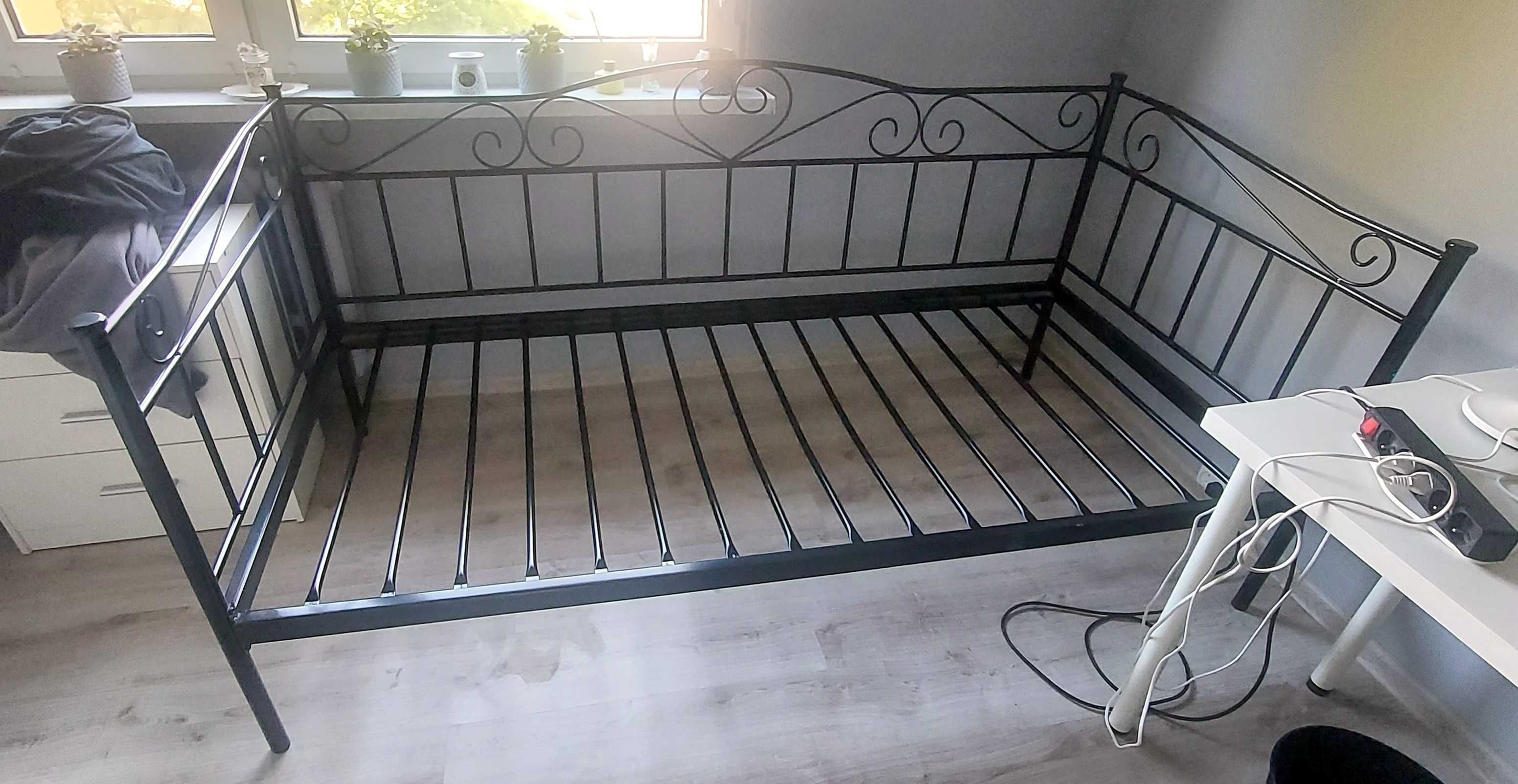Rama łóżka metalowego czarna 205x97 cm stan dobry